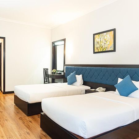 Royal Hotel Saigon Ho Chi Minh City Bagian luar foto