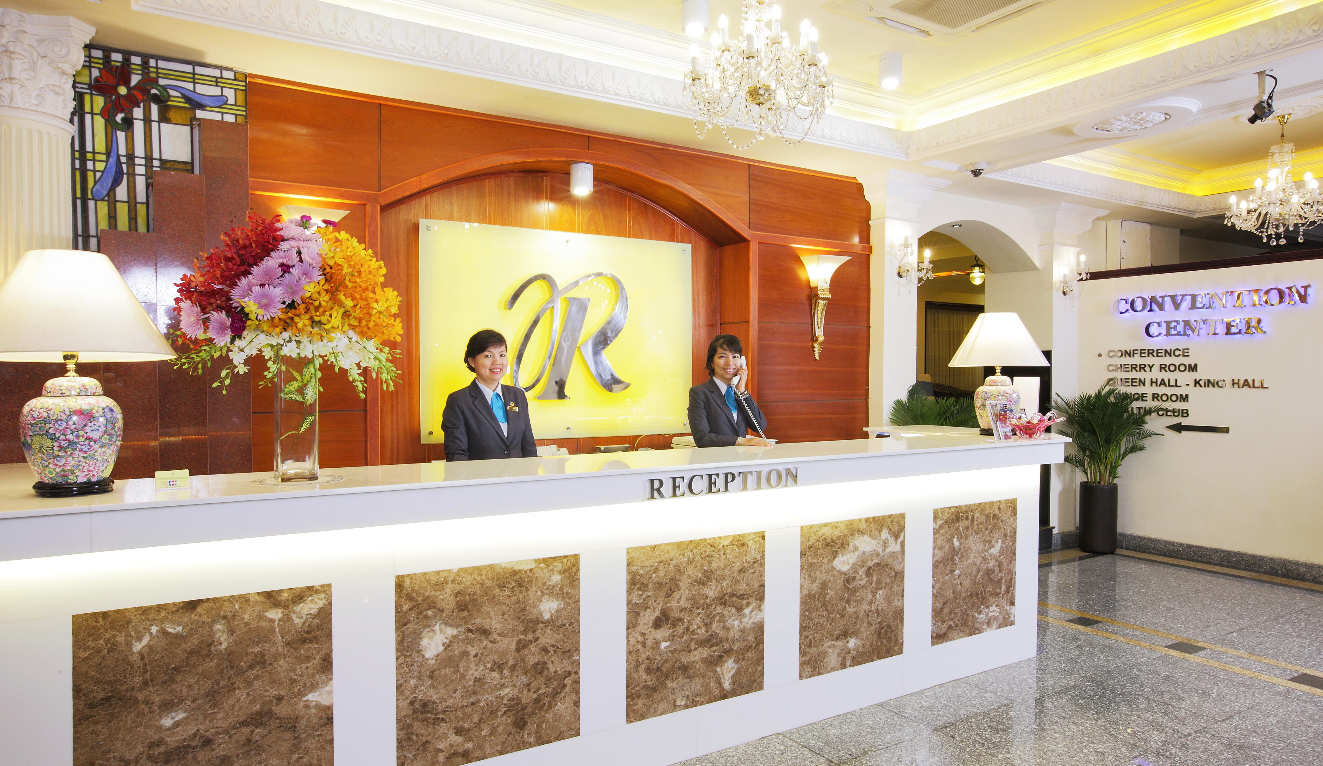 Royal Hotel Saigon Ho Chi Minh City Bagian luar foto