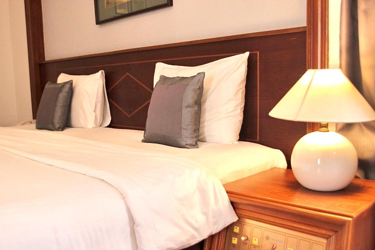 Royal Hotel Saigon Ho Chi Minh City Bagian luar foto