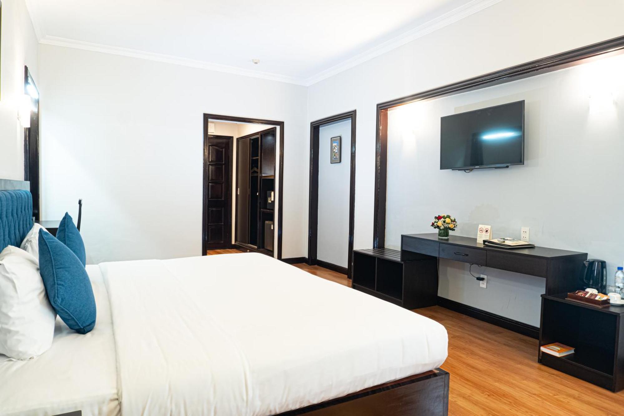 Royal Hotel Saigon Ho Chi Minh City Bagian luar foto