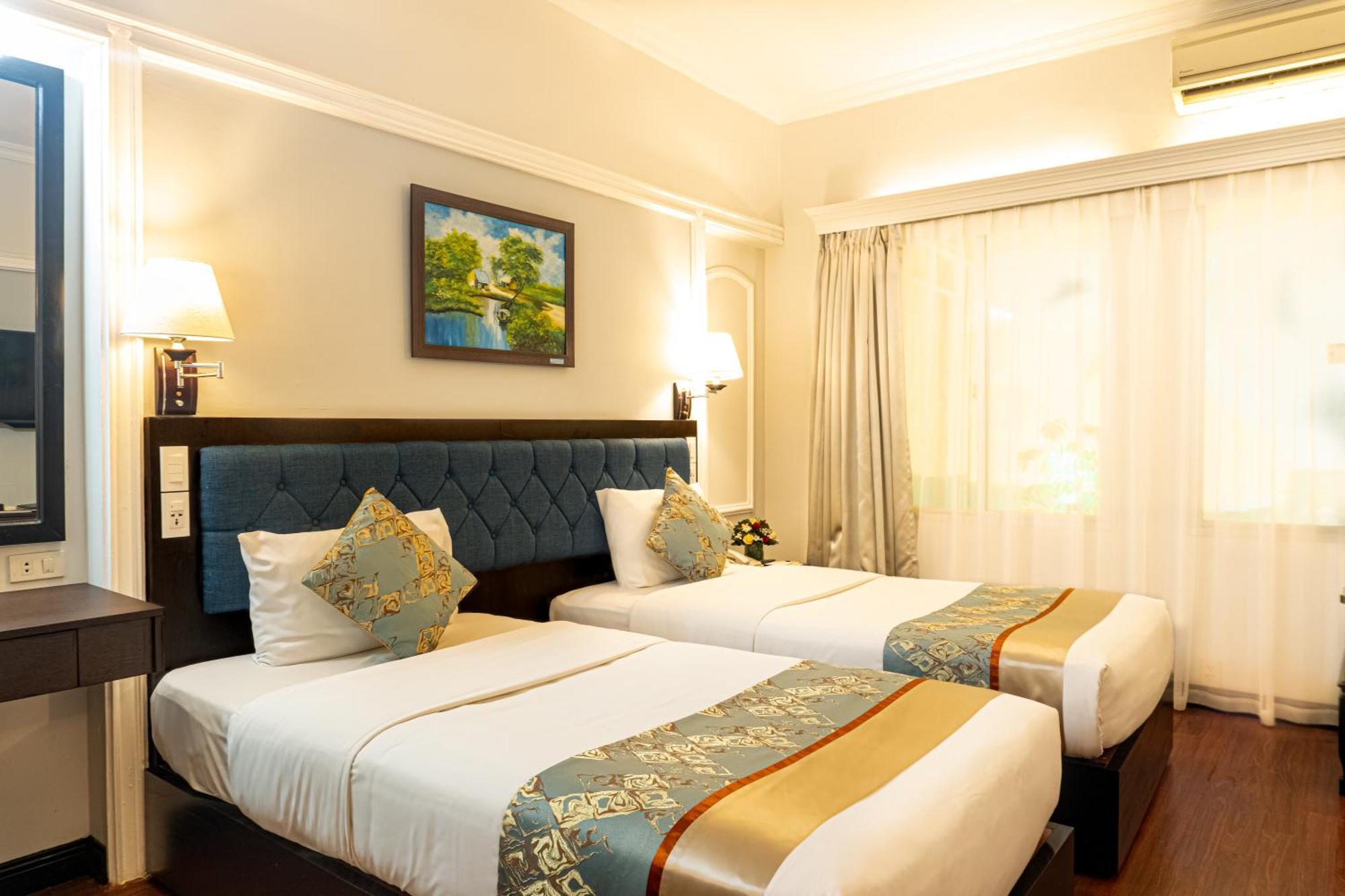 Royal Hotel Saigon Ho Chi Minh City Bagian luar foto