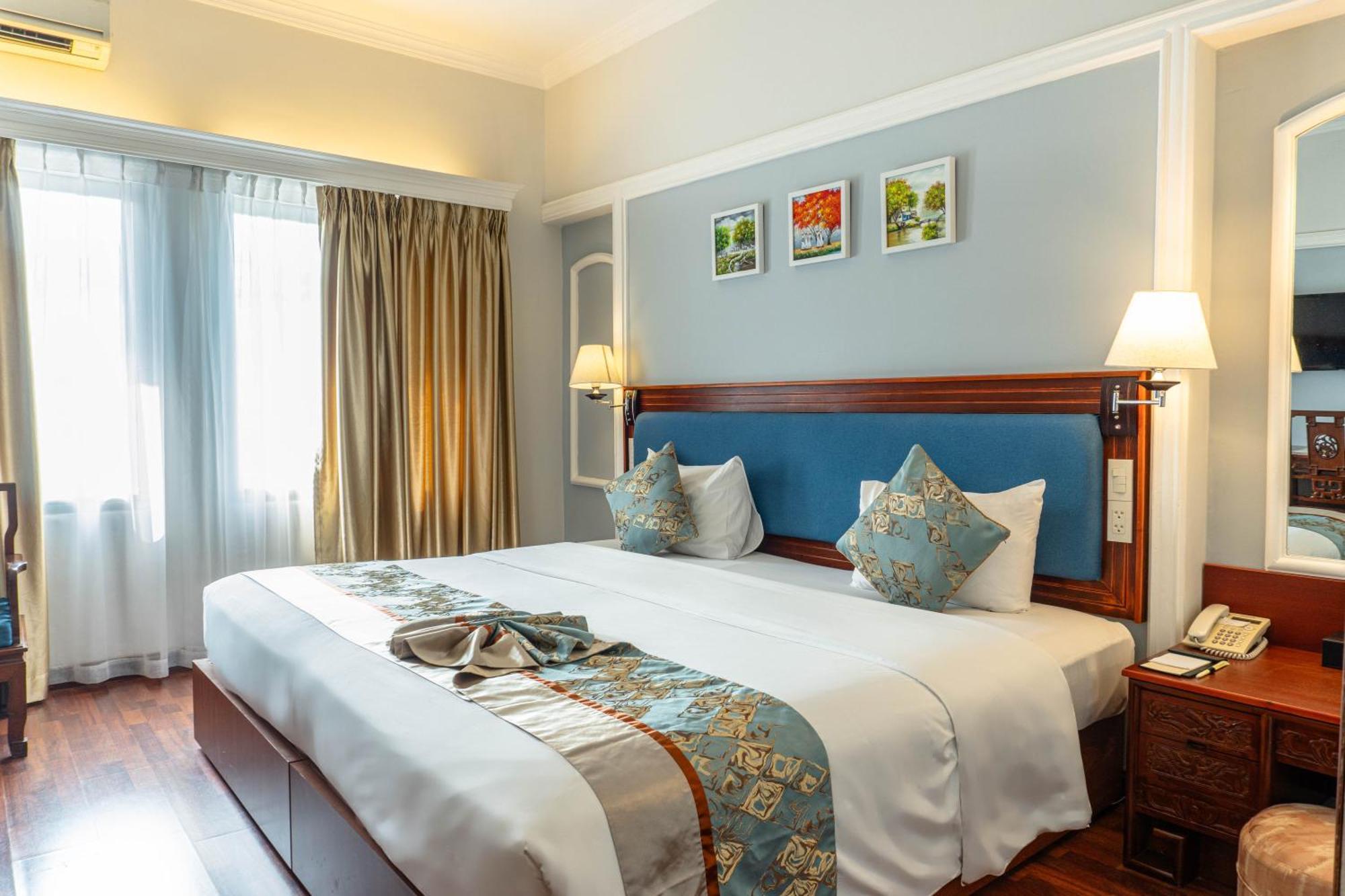 Royal Hotel Saigon Ho Chi Minh City Bagian luar foto